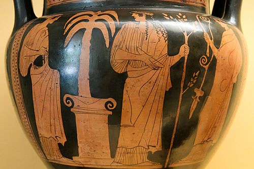 découvrez la fascinante biographie d'apollon, le dieu grec de la lumière, des arts et de la prophétie. plongez dans son histoire mythologique, ses attributs emblématiques et son impact sur la culture et l'art à travers les âges.